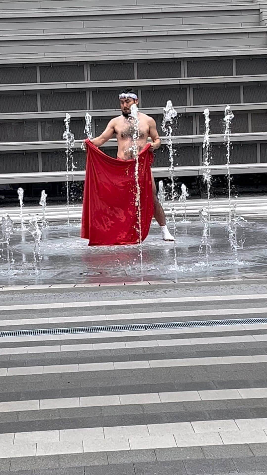 のインスタグラム：「テスト中 完成お楽しみに  #ふんどしダンサー #小田原」