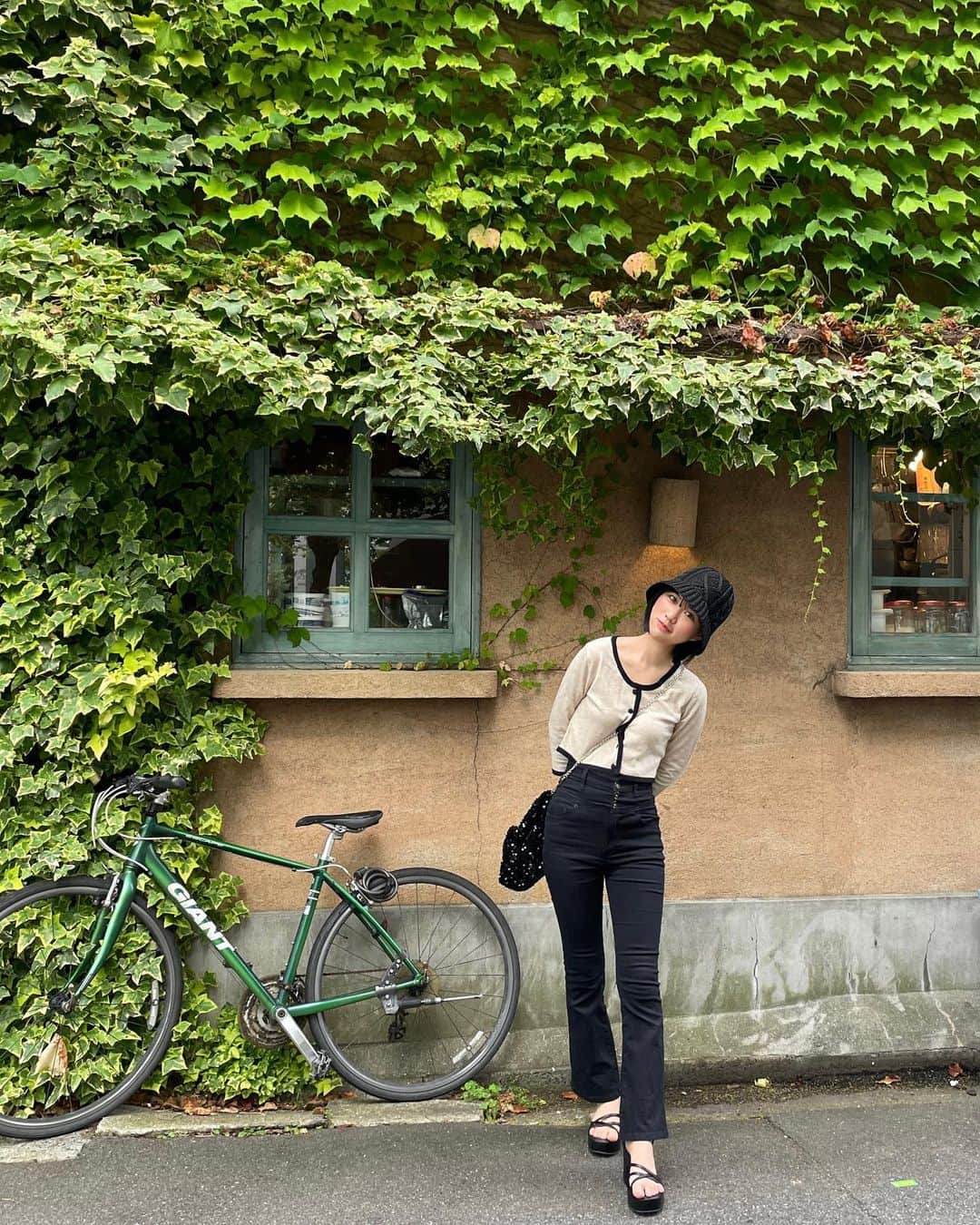 渡辺菜月のインスタグラム：「#なっちゃんスタイル  オフの日のラフなコーデ𓂃🌿𓈒𓏸  #stu48 #渡辺菜月  #私服 #ootd #fasion」