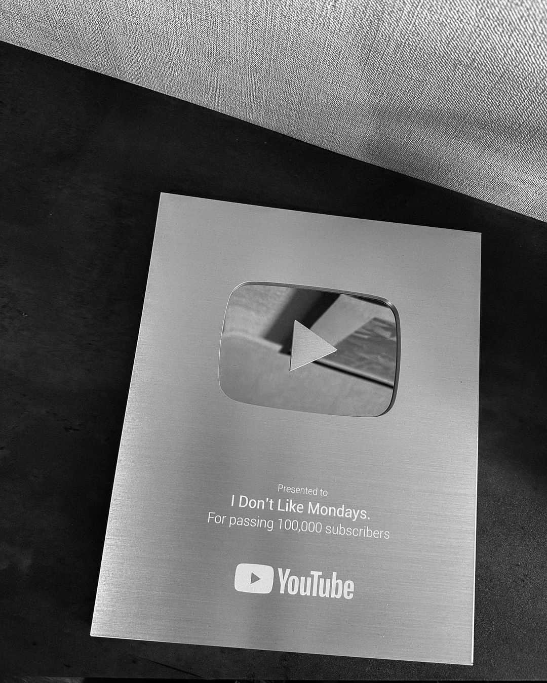 I Don't Like Mondays.のインスタグラム：「This is super solid like the bond between us and you🖤 Thank you all for 100k. @youtube」