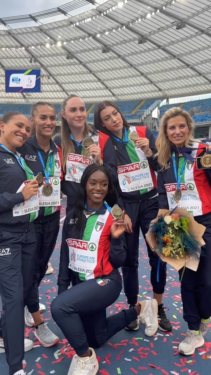 アレシア・パヴェーゼのインスタグラム：「European team championship 🇮🇹 🏆💙 #trackandfield」