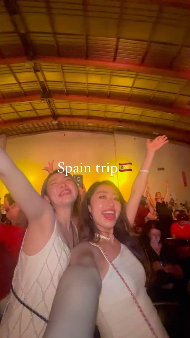 駄原杏里沙のインスタグラム：「・ 2023🧡Spain trip🇪🇸 私の生きがいは 好きな人とたくさん旅をして 好きな人とたくさん笑って 好きなものをたくさん食べること ・ ・ #spain#spain🇪🇸#marbella  #trip#travel#work#travel  #自分を信じる#自分の人生 #人生一度きり#我慢はしない #好きなことを好きなだけ #海外旅行  #旅行#バルセロナ#スペイン#マルベリャ  #ミーティング#フリーランス#女子旅 #新規事業#仲間と一緒に#旅行が仕事  #海外旅行好きな人と繋がりたい  #海外ガール」