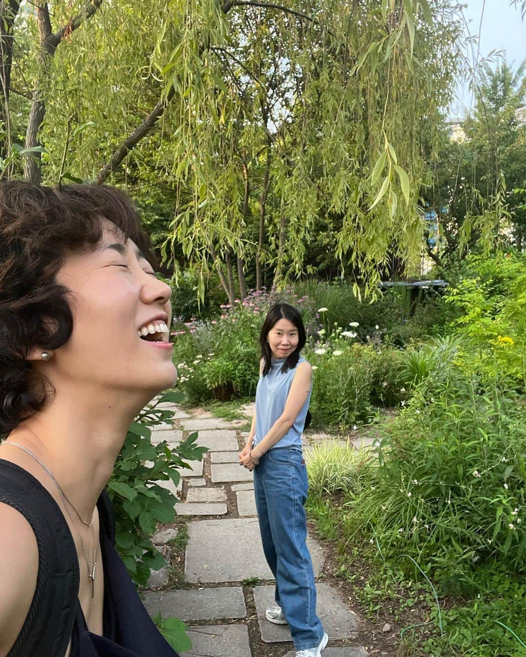 イ・ジュヨンさんのインスタグラム写真 - (イ・ジュヨンInstagram)「Kiss the sun」6月27日 21時13分 - izoo_young