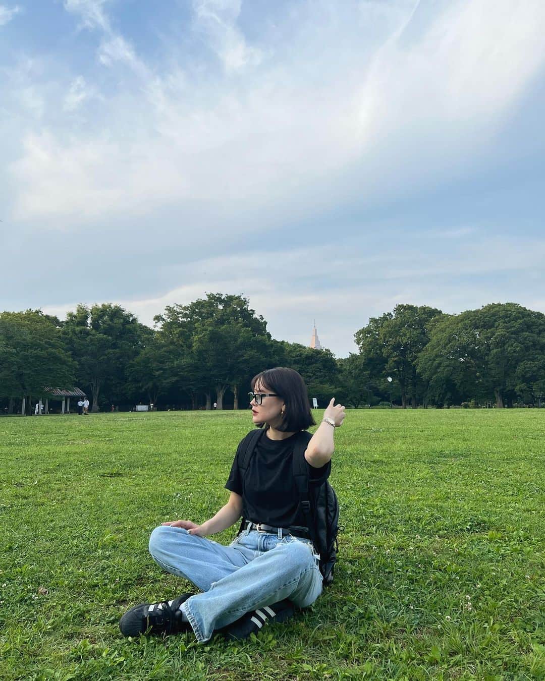 のインスタグラム：「🐾  最近は撮影したり友達と会ったりERのAW企画と仕込みの日々🧵  #elook_e」