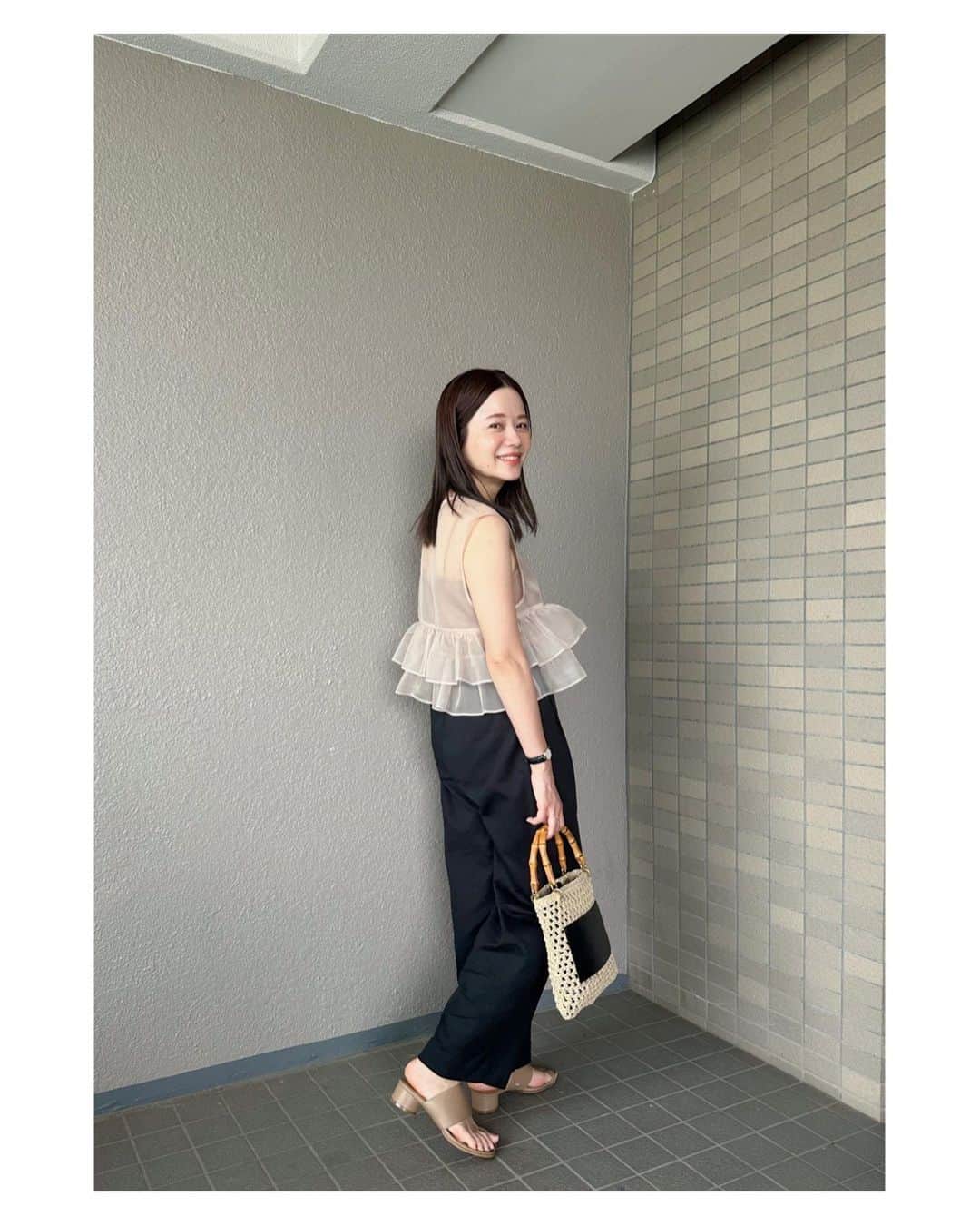 高山直子さんのインスタグラム写真 - (高山直子Instagram)「パンツ再入荷しました♡ 着すぎ😎 でもすき♡ カップ付きリブキャミも暑くなりかなりのヘビロテ率です☀️」6月27日 21時15分 - nao_70koro