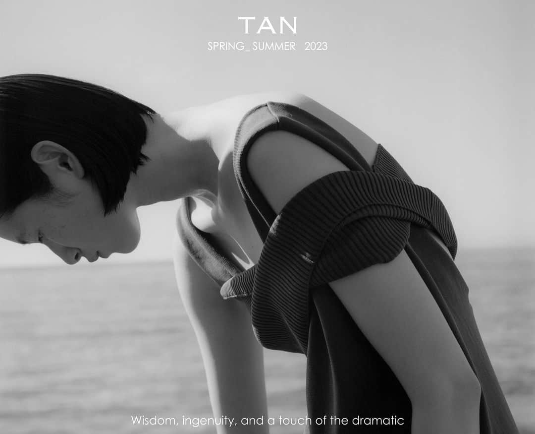TANさんのインスタグラム写真 - (TANInstagram)「TAN 23SS Shot by @stefandotter  Styling @sh0tar0y  Hair @kazhironaka  Make @suzuki_makeup_work  Model @hiro2i #campaign 🩵」6月27日 21時20分 - tan_official_jp