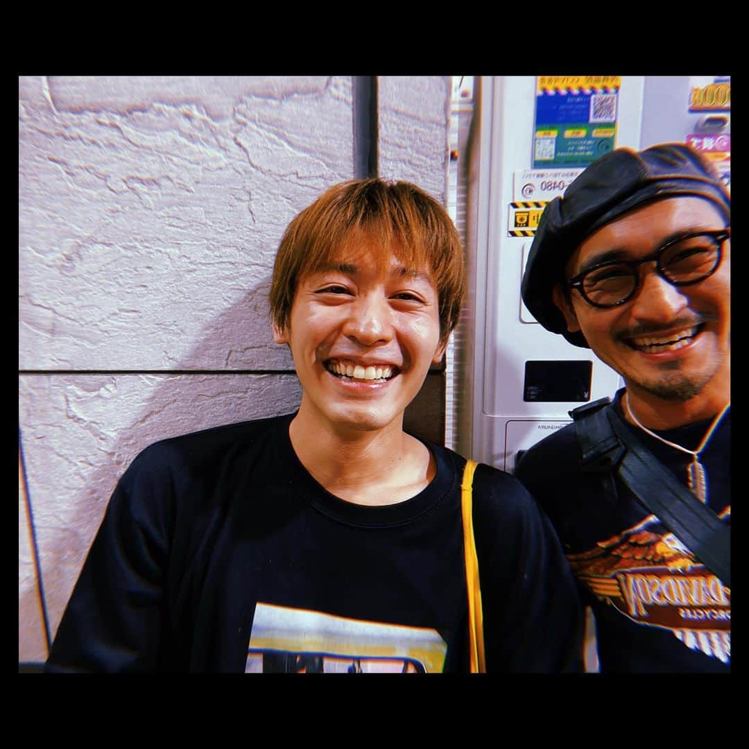 高木勝也さんのインスタグラム写真 - (高木勝也Instagram)「📸  いつだって最高なんよ。  @ryota_kobayashi_official  #小林亮太  #カメラ  #🍔  #今日も一日お疲れ様でした」6月28日 20時00分 - katsuyoung__1128