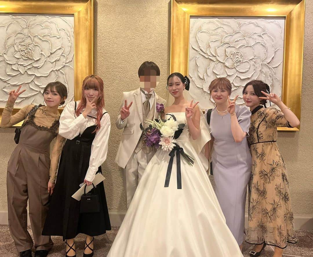 ふくれなさんのインスタグラム写真 - (ふくれなInstagram)「タナカガちゃんの結婚式素敵すぎた😭✨ 感動してめっちゃ泣いた🫣  幸せになってね🎀」6月27日 21時42分 - fukurena