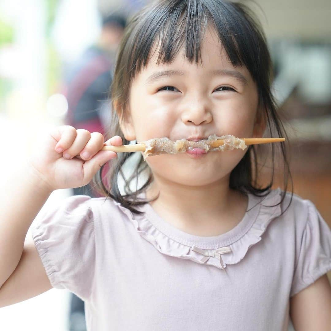 きりののインスタグラム：「週末は山の中の公園でこんにゃくを食べたり遊具で遊んだりしました🏃‍♀️  #公園遊び」