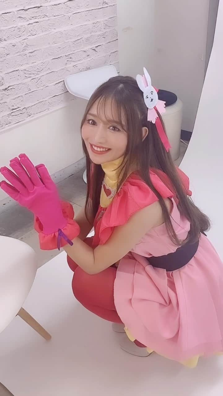 星奈あいのインスタグラム：「#推しの子 #コスプレ #movie #星野アイ #アイ #星奈あい」