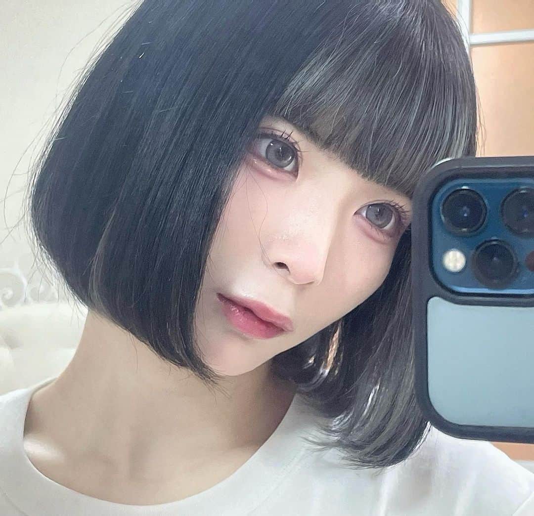 パン・ルナリーフィのインスタグラム
