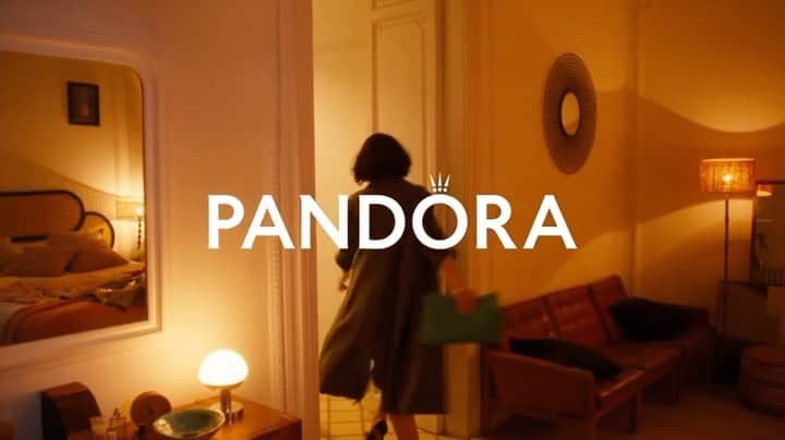 のインスタグラム：「Happy to be around here💍 Can you find me in @theofficialpandora ?  2回映ってるんですが、 見つけられるかなー？🎥  2022 w/ @lacentraltalents  @lacentralactors」