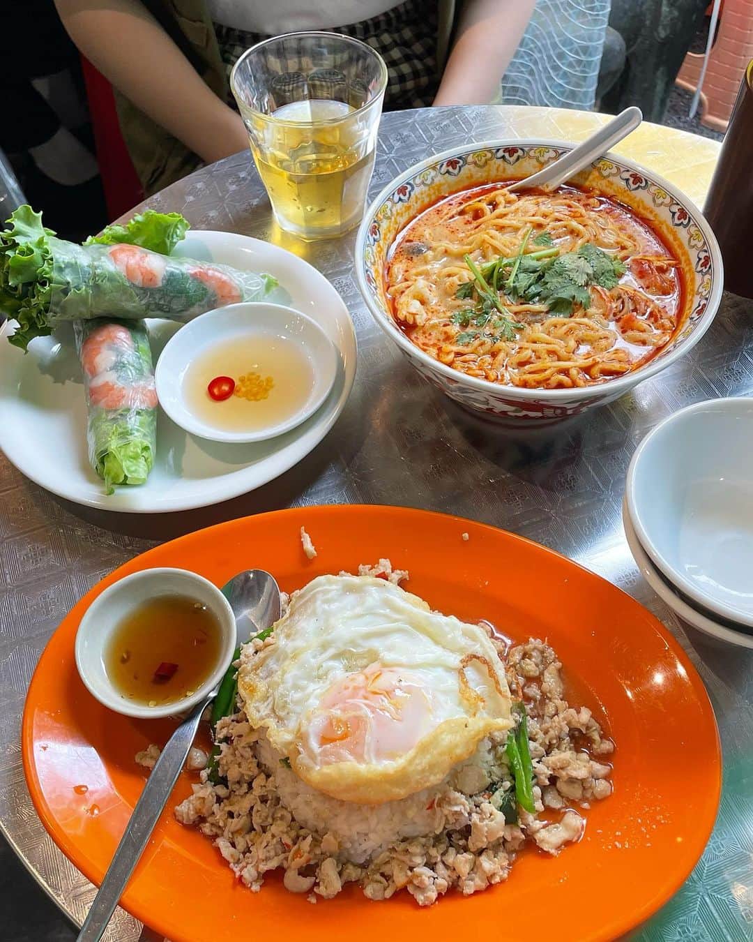 高萩千夏さんのインスタグラム写真 - (高萩千夏Instagram)「タイ料理🇹🇭  文化に触れるって学びが多くて素敵よね にきちゃんでいろんなところ行きたい！ 海外の皆さんに会えますように💓」6月27日 22時26分 - chinatsu_takahagi_uug2ki