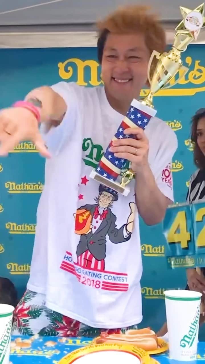 MAX鈴木のインスタグラム：「Japan’s #1 Eater @max_suzuki is repping his country at this year’s Nathan’s Hot Dog Eating Contest! Live on ESPN2 July 4th at 12pm ET. #roadtoconey #eatingcontest  #majorleagueeating #nathansfamous #hotdogeating  #julyfourth #coneyisland」