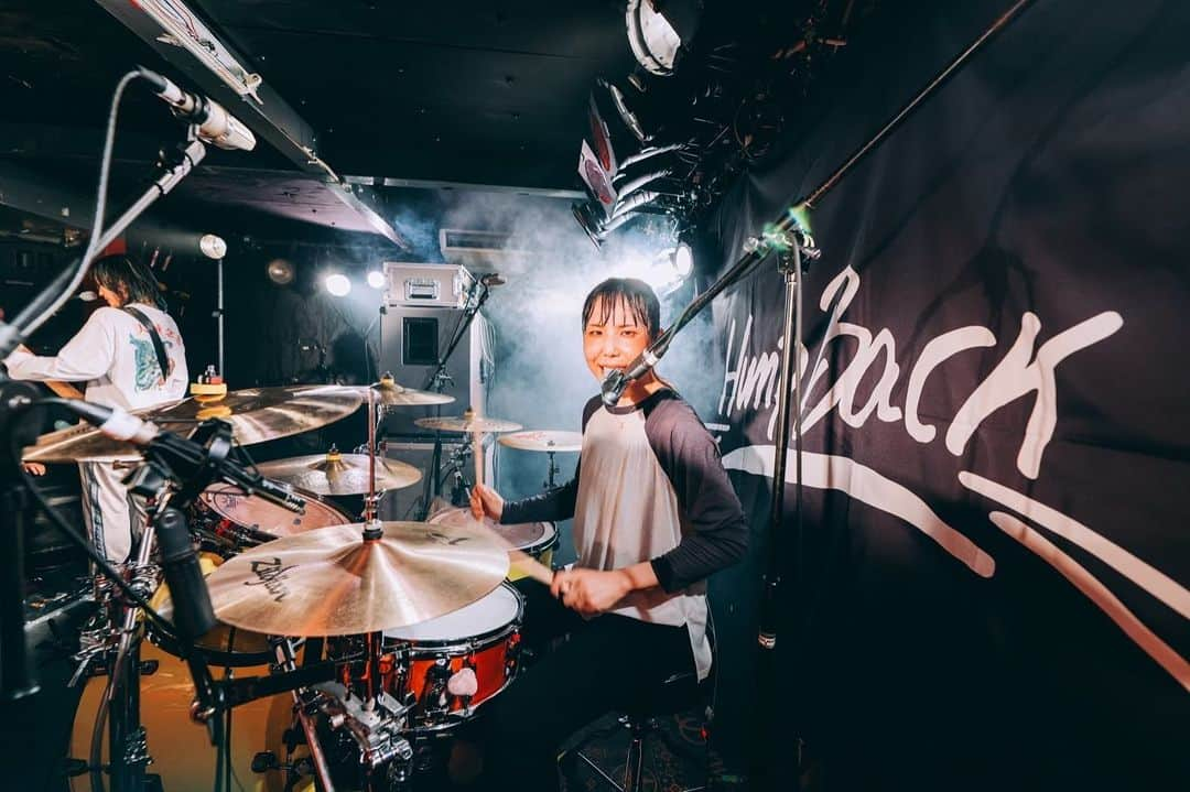 Hump Backさんのインスタグラム写真 - (Hump BackInstagram)「. 6.7 at 奈良NEVER LAND Hump Back pre. "打上鹿煎餅"  Photo by 日吉"JP"純平 @junpeihiyoshi  ※写真の無断転載、転用禁止」6月27日 23時00分 - humpback.official