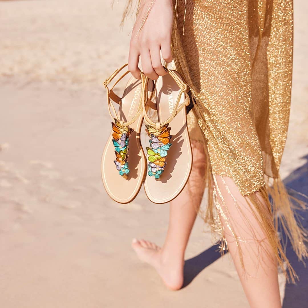 Aquazzuraのインスタグラム：「Power of playfulness. Meet Papillon Sandal Flat, our barely-there style with uplifting butterfly adornment on top!  #AQUAZZURA #AQUAZZURAFlats」