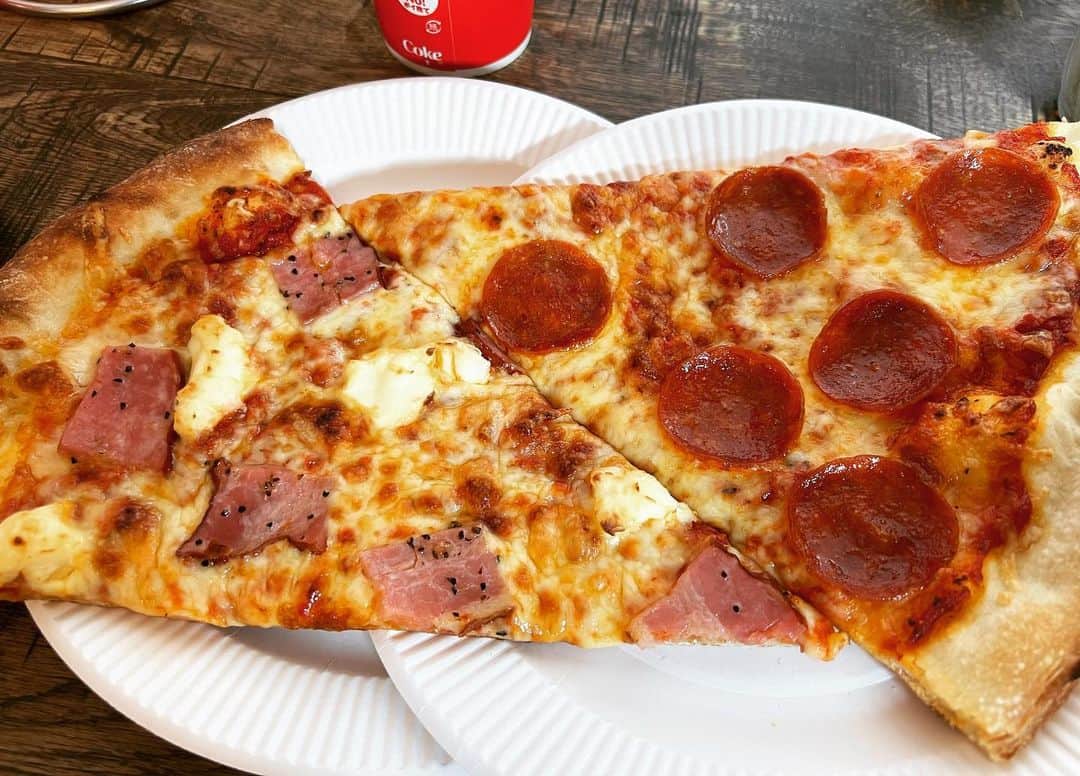 バカリズムのインスタグラム：「昼飯」
