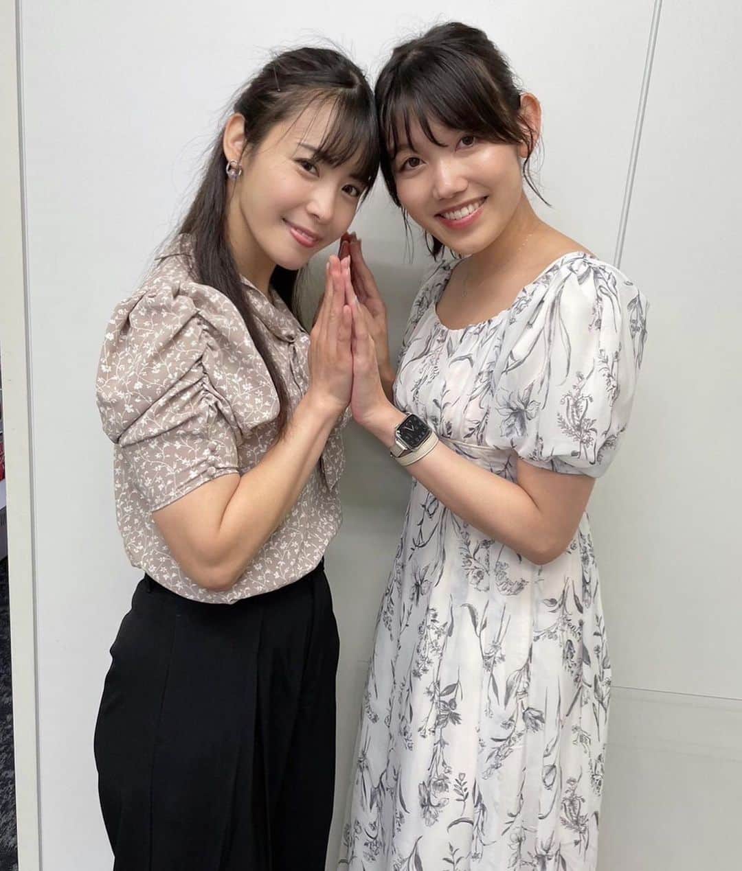藤江史帆のインスタグラム：「こんにちは！ ナックスプロモーションです💓 ⁡ 岬さくらさん(@sakura_misaking ) 及川うみさん(@oikawa_umi) が来社されました🥳 ⁡ 仲良しポーズ素敵ですね🌸   ⁡ NAX公式インスタでは、当プロダクション所属の女優さんを紹介しています💓 ⁡ 投稿がいいなと思ったら いいね・シェア・保存お願いします🙇‍♀️♬*° ⁡ ⁡ #岬さくら #及川うみ #NAX #女優 #av女優 #女優紹介 #女優好きな人と繋がりたい #美人 #美女 #セクシー #セクシー女優 #アダルト #ナックスプロモーション」
