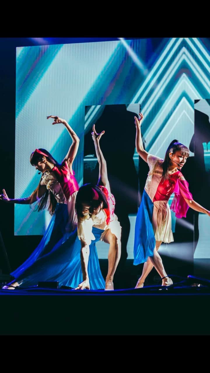 Perfumeのインスタグラム：「Throwing it back to our unforgettable moments of Primavera Sound 2023&Perfume LIVE 2023 “CODE OF PERFUME”! Thank you everyone for your love&support💕  Primavera Sound 2023&Perfume LIVE 2023 “CODE OF PERFUME” 日本から見届けていただいたみなさん、ありがとうございました！！  📷by Jessie Morgan　 @jessiemorgannnnn  #prfm」