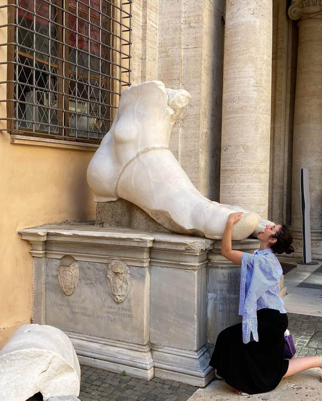 さんのインスタグラム写真 - (Instagram)「Quando a Roma… #sophieandmarc #bestcousinsintheworld #pastapergiorni」6月13日 15時31分 - isabelgetty