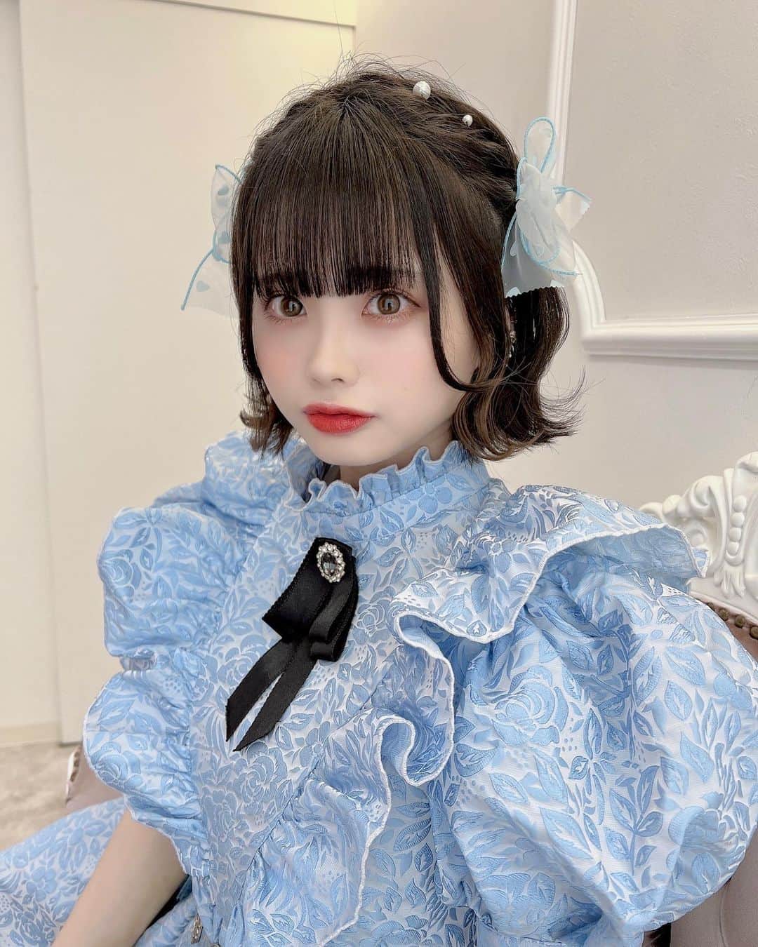 のインスタグラム：「おはよー^.ˬ.^ヲタ美さんとこでかわちになってきたよーー🩵かわいい？  ・ ・  #cosplay #cosplaygirl #japanesegirl #japanesegirlmodel #japanesecosplayer #时装 #时装模特 #角色扮演 #動漫 #코스프레  #코스프레소녀 #粉我 #粉我时装 #自撮り女子 #selfie #自拍 #셀카 #셀카그램 #コスプレ #コスプレイヤー #ピアス #軟骨ピアス #ボブヘアー #ボブヘアアレンジ #黒髪ボブ #ヘアアレンジ #インダストリアル #ヘアメイク #ボブヘアメ」