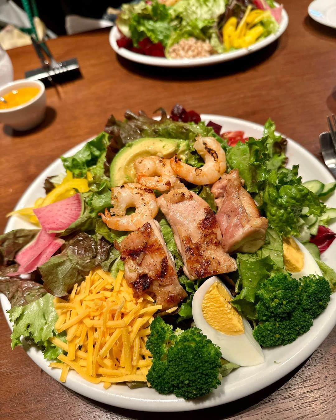 原史奈さんのインスタグラム写真 - (原史奈Instagram)「@tanakamasami_official とランチ🥗 @unionsquaretokyo のサラダランチはボリューミーで いつも食べきれないんじゃないかと思うけど結局ペロリ😋 気兼ねなく色々おしゃべりできて楽しかった☺️ 今月末にゴルフの約束もしているからお天気良いといいなー⛳️ #田中雅美 ちゃん#ランチ #ユニオンスクエア東京 #おしゃべり  #原史奈  #ゴルフ #ゴルフレッスン #ゴルフ女子 #ゴルフ大好き #golf #ゴルフウエア #ゴルフコーデ #ゴルフグッズ #ゴルフ動画 #ping #g410 #callaway #paradym #paradymmaxfast #even #archivio #アルチビオ #cuartounited #instagolf」6月13日 7時51分 - fuminahara