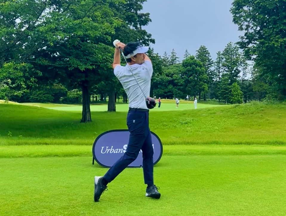 滝川ロランさんのインスタグラム写真 - (滝川ロランInstagram)「Urban Safari OPEN⛳️ あいにくの雨でしたが、スーパーラグジュアリーなコンペで仲間と楽しくラウンドさせてもらいました😁  @safarionline_official  @iwcwatches_jp  @taylormade_golf_japan  @lexus_jp   #ゴルフ #golf #urbansafari  #ラグジュアリー #なんといっても #iwc  #気前が良すぎて #大好きになっちゃった」6月13日 8時27分 - laurenttakigawa