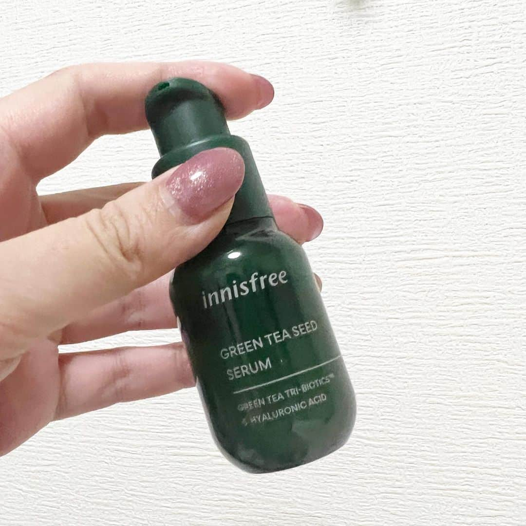 ruk6ruk6のインスタグラム：「間違えて小さいの買ってしまったw @innisfreejapan  #導入美容液  #美容液 #レチノール　との相性⭕️」