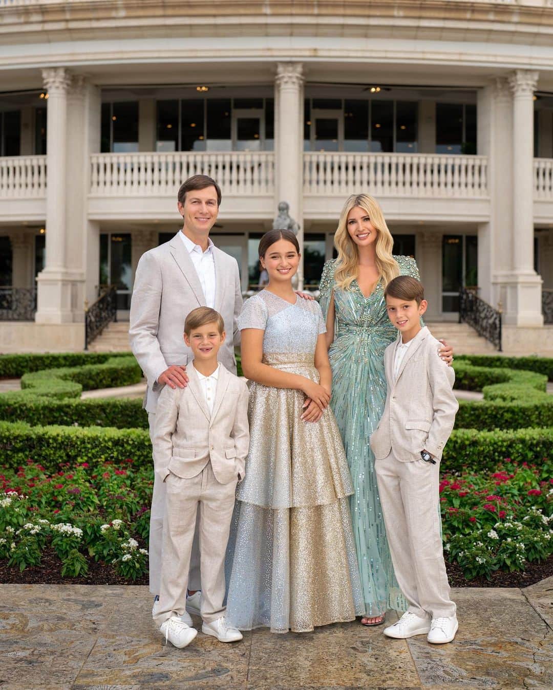 イヴァンカ・トランプのインスタグラム：「With an abundance of love and immense pride, Jared and I celebrated our daughter Arabella’s Bat Mitzvah this past weekend. We reflect on the weekend with full hearts and an abundance of joy and gratitude.🌟  From her commitment to feeding hungry families through the Jewish Community Service Kosher Food Bank to supporting children with special needs through her work volunteering with the Friendship Circle and Whispering Manes, Arabella's giving heart and commitment to making a positive impact embodies the spirit of this special milestone.   We couldn't be prouder of the extraordinary young woman she has become. Her kindness, creativity, humor, empathy and passion have filled our lives with so much joy and inspiration. May her Bat Mitzvah be the beginning of a beautiful and fulfilling chapter in her life. 💖✨」