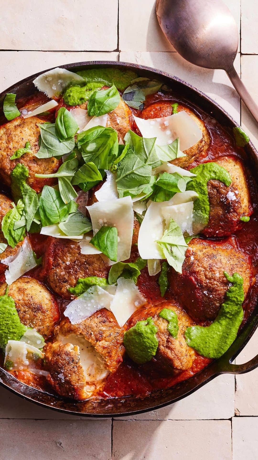Gaby Dalkinのインスタグラム：「Chicken Parm Meatballs for IG live tonight + a salad, pasta and Brussels! All under 30 mins」
