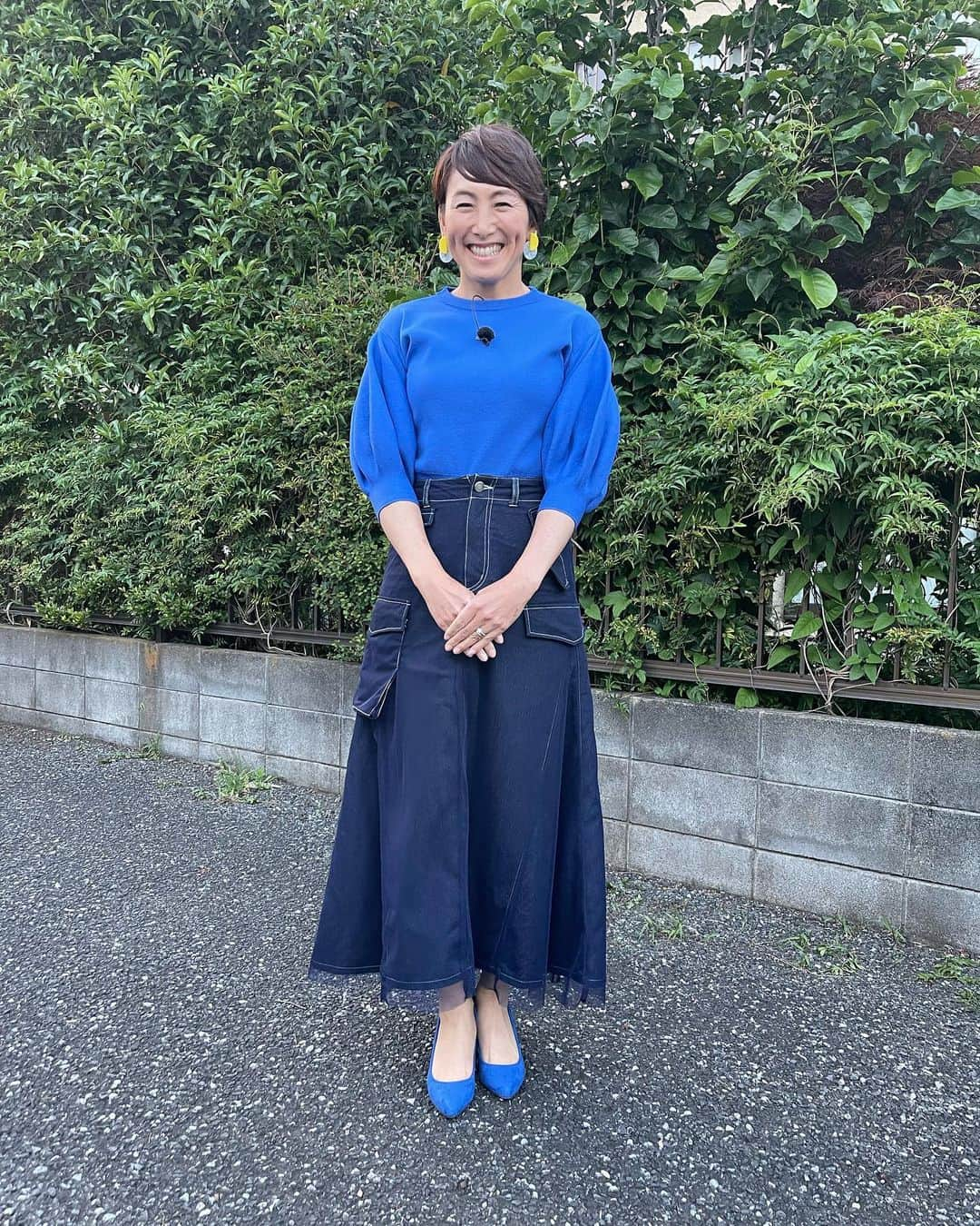 杉山愛さんのインスタグラム写真 - (杉山愛Instagram)「今日の「ヒルナンデス」VTRで出演させて頂きまーす♪ @so_channel_75 も一緒に💕 なのに一緒に写真撮りそびれた〜😅 最近一緒に撮ってないなぁ。。  #ヒルナンデス #リフォーム #大好き #お家 #大好き夫婦  #衣装 #トップス  #スカート  @dollupoops_tevalt_official」6月13日 11時40分 - aisugiyamaofficial