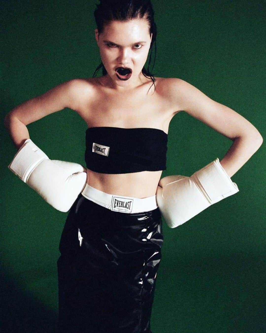 ZUCCA Modelsさんのインスタグラム写真 - (ZUCCA ModelsInstagram)「SASHA K @johnlawrencesullivan_official x @everlast @sashakrvsh #tokyorebels   Production: @bianco_bianco_tokyo  Creative Direction: @martaespinosa__  Gaffer: @shiori0ta  Hair: @hayatemaeda  Makeup: @yuka_hirac  Stylist: @martaespinosa__ @stclairbryant  Producer Assistant: @negi_hime」6月13日 12時02分 - tokyo.rebels