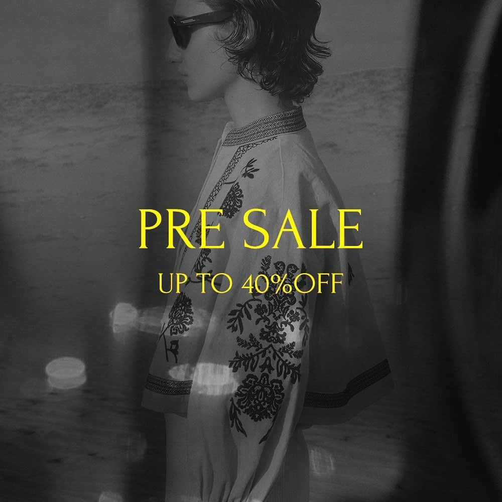 Ameri vintageさんのインスタグラム写真 - (Ameri vintageInstagram)「【PRE SALE / UP TO 40%OFF】 6/14(水)12時〜プレセール開催！  AMERIオリジナルの柄を使用したアイテムや、 シンプルで着回し力抜群のアイテム、 これからの季節に大活躍の涼しげなトップスやドレスなど 種類豊富にご用意しております。  また今回のプレセールは、 通常よりひと足お先に会員様限定のセール価格アイテムもご用意しております！  お得な期間をお見逃しなく！  ※会員様先行セール価格の販売は、非会員様も会員登録いただくとセール価格でお求めいただけます。 ※ZOZOTOWNとは対象アイテムが異なります。予めご了承ください。  #ameri #amerivintage #sale #presale」6月13日 12時14分 - amerivintage