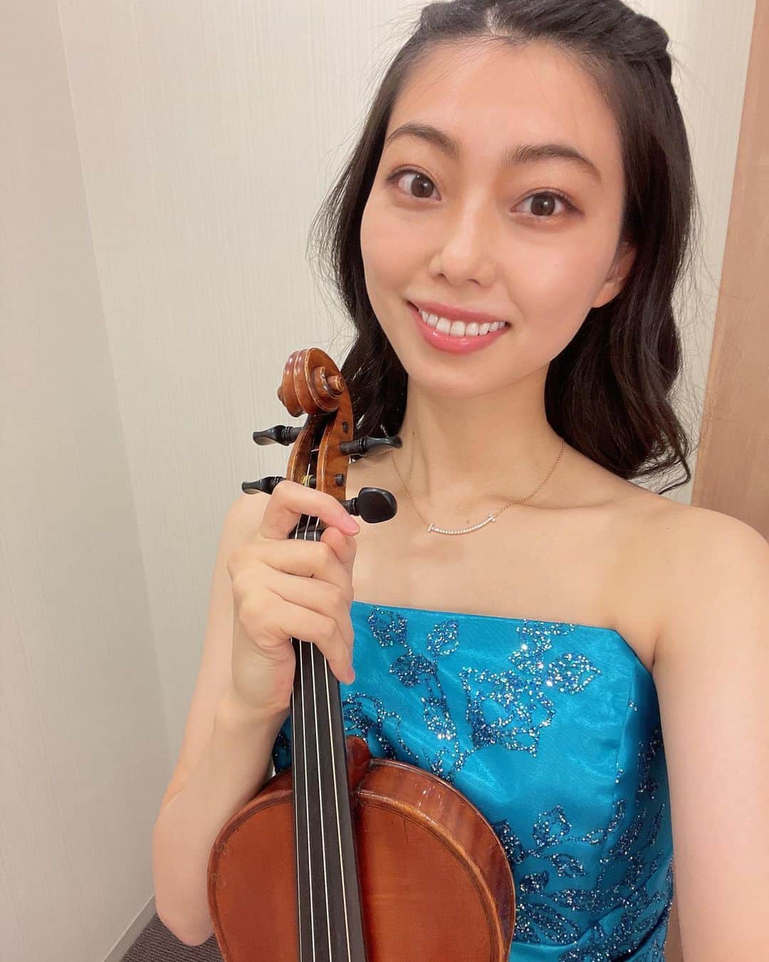 大庭絃子さんのインスタグラム写真 (大庭絃子Instagram)「公益社団法人東京都不動産鑑定士協会の「総会 懇親会」にお呼びいただき