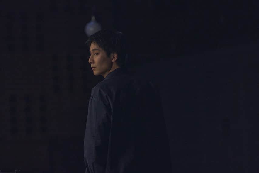 朝田淳弥のインスタグラム：「『人二人』劇中写真📷 悪い顔してるなー  中川さんが撮る写真好き！ Photo: @tatsuyanakagawa0」