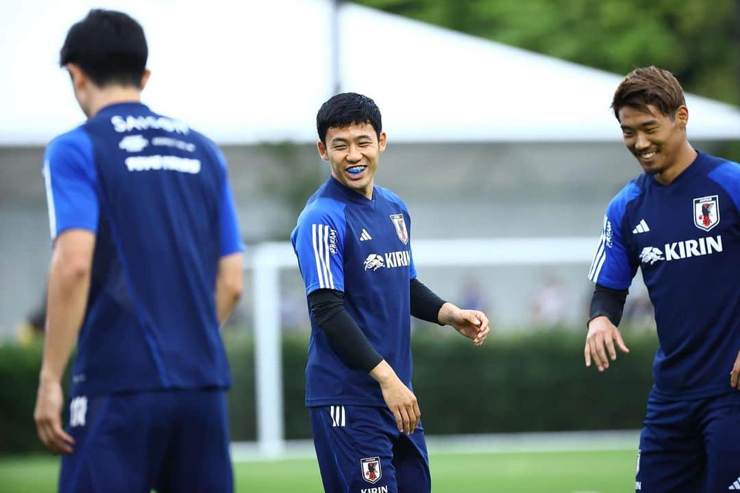 遠藤航さんのインスタグラム写真 - (遠藤航Instagram)「🇯🇵❤️ . #japan #nationalteam #football #🇯🇵  #samuraiblue #jfa  . #日本代表 #サムライブルー  #遠藤航」6月13日 13時46分 - endowataru