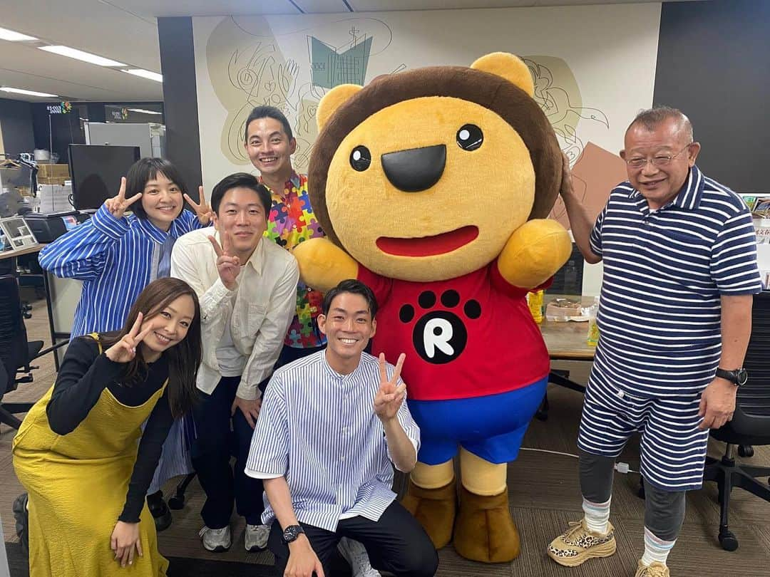 藤林温子さんのインスタグラム写真 - (藤林温子Instagram)「. 今日からドリームウィーク🤭 📻を聞くといいことがあるんですよーー！ （説明雑ですみません😆） 先日のヤン日も radikoできいてください！ 久しぶりに はじりくんと みながわ氏と一緒で 終始笑ってました😳 #Mラジ #ヤン日」6月13日 13時49分 - atsuko_fujibayashi