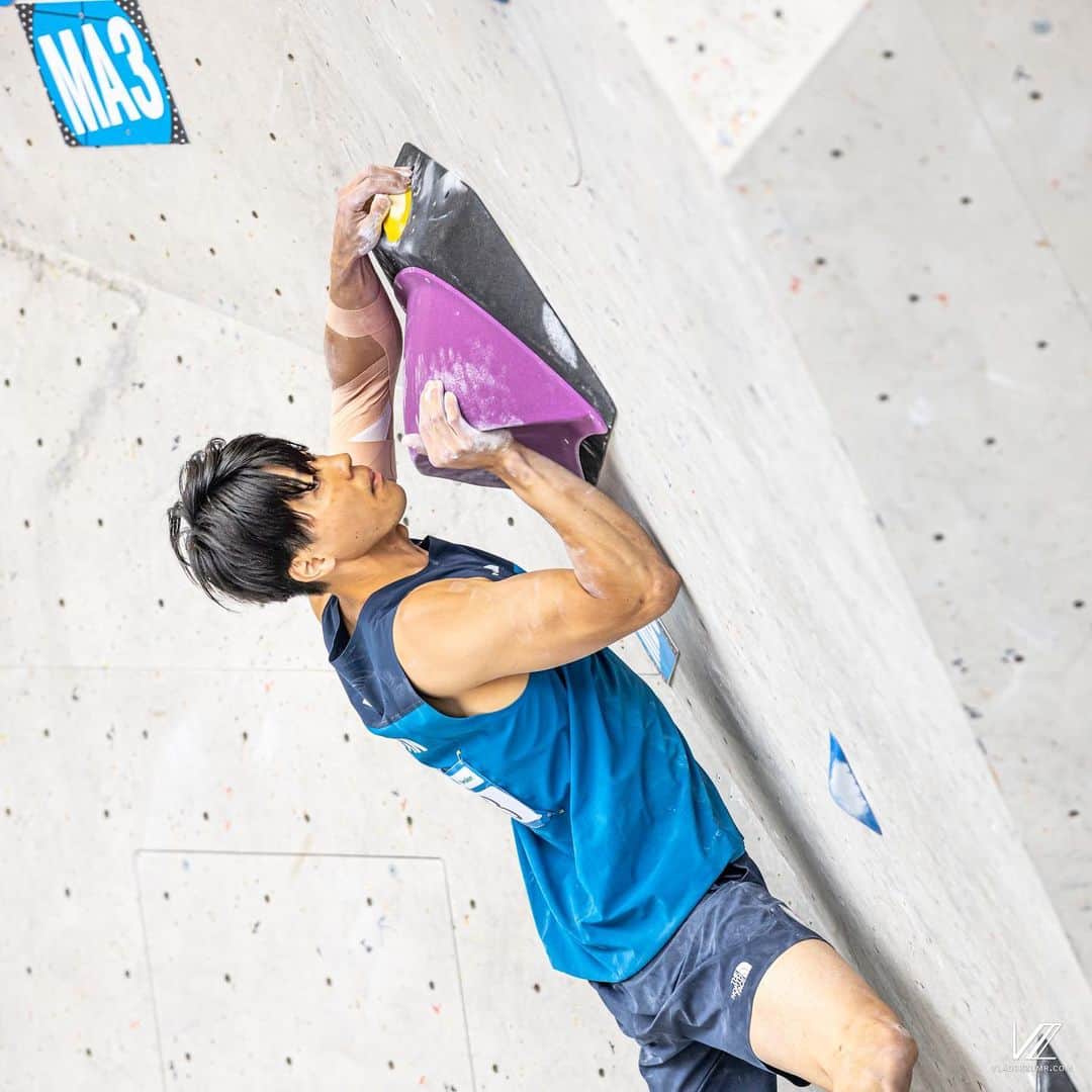 藤井快のインスタグラム：「🇮🇹Brixen P27 Brixen was a disaster for me. My foot slipped when I was at the top, and I failed to qualify for the first time in a while. I’ll get back to beginning and challenge the last round of the boulder season.  ブリクセンは久しぶりの予選敗退しました。 今回は登りに影響が出るくらい緊張してしまい、全体的に動きが良くないラウンドでした。 最後の最後に足も滑ってしまい、悔しいです。 一度初心に立ち戻り、次の最終戦ではいい登りができるように頑張ります！  📸by @vladek_zumr   @morinagatraininglab @team_edelrid @frictionlabs」