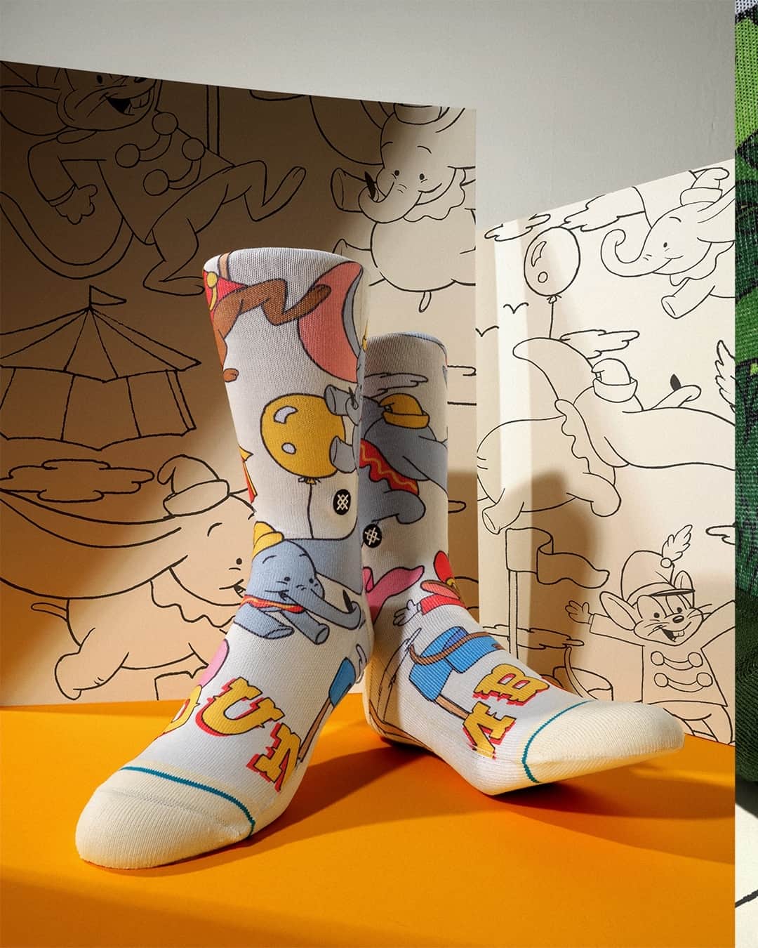 Stanceのインスタグラム：「A Century Of Magic. 🪄✨⁠ ⁠ As our “100 Years of Disney” celebration continues, we tapped legendary artist Travis Millard to deliver an all- new collection of colorful designs.⁠ ⁠ Inspired by the children’s book covers of his youth, Travis went in a decidedly old - school direction with his choices of Dumbo, Jungle Book and Peter Pan for a more classic vibe.⁠ ⁠ Millard’s triptych down memory lane is now available in individual pairs or all together in a special edition boxset with collectable pins⁠ ⁠ Link in bio. 🔗🛍️⁠ ⁠ #stancesocks #stitcheddifferent」