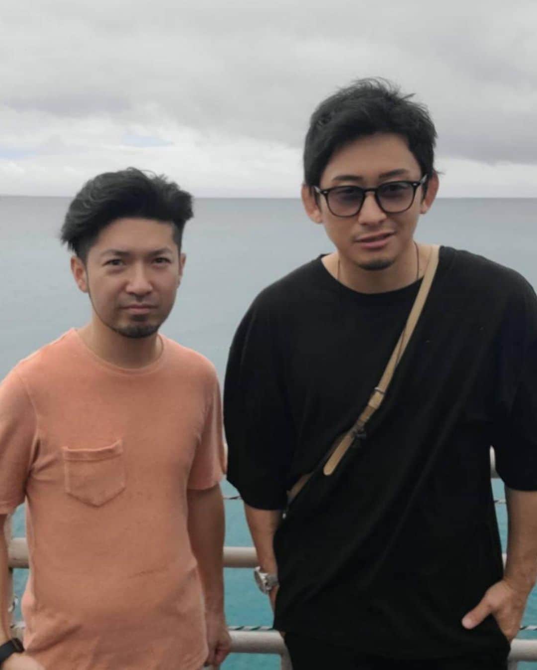 吉永啓之輔のインスタグラム：「鮭の切り身みてぇな洋服着やがって」