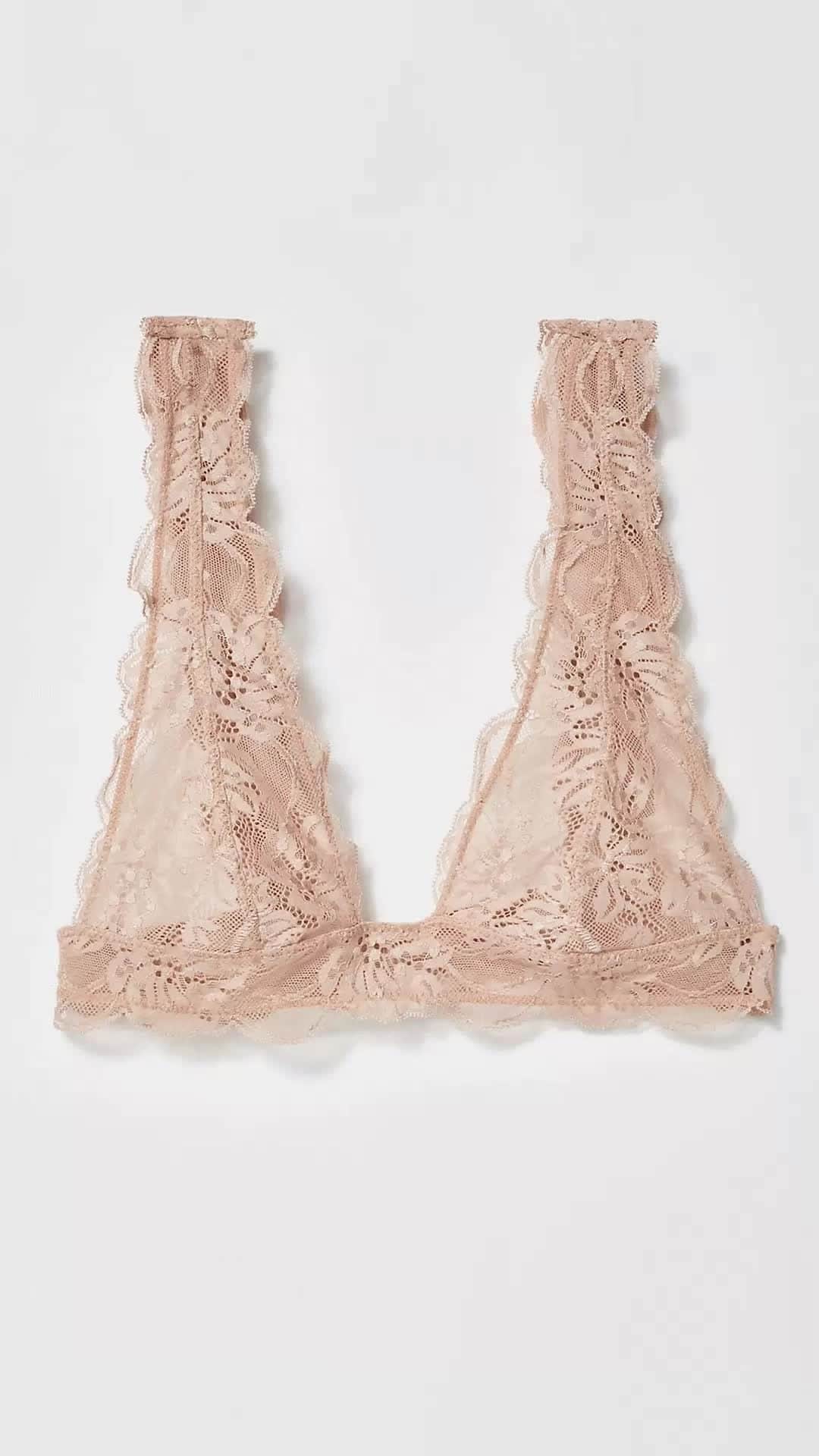 freepeopleのインスタグラム：「Made for every day. Link in bio to shop the Last Dance Lace Plunge Bralette.」