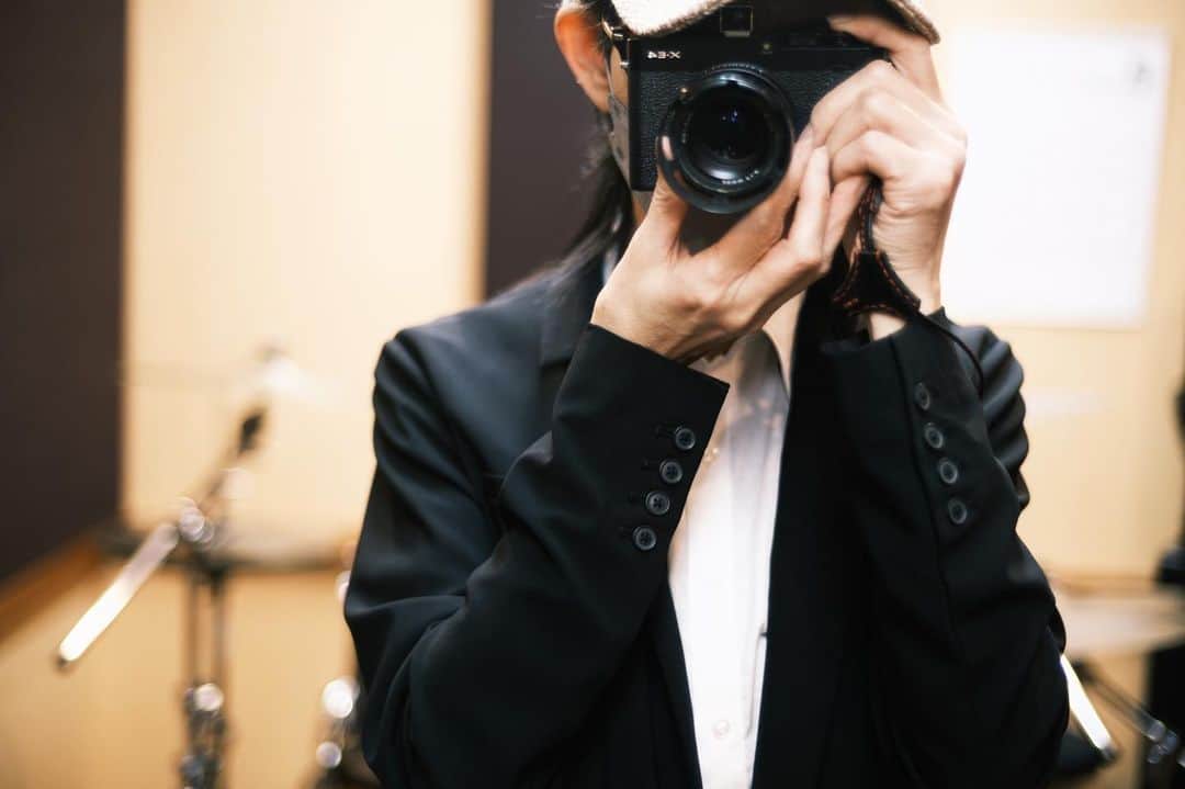 角田美喜さんのインスタグラム写真 - (角田美喜Instagram)「レッスン日🥁今日もよく動きました。耳が程々赤いです👂 #xe4」6月14日 0時05分 - drumittan