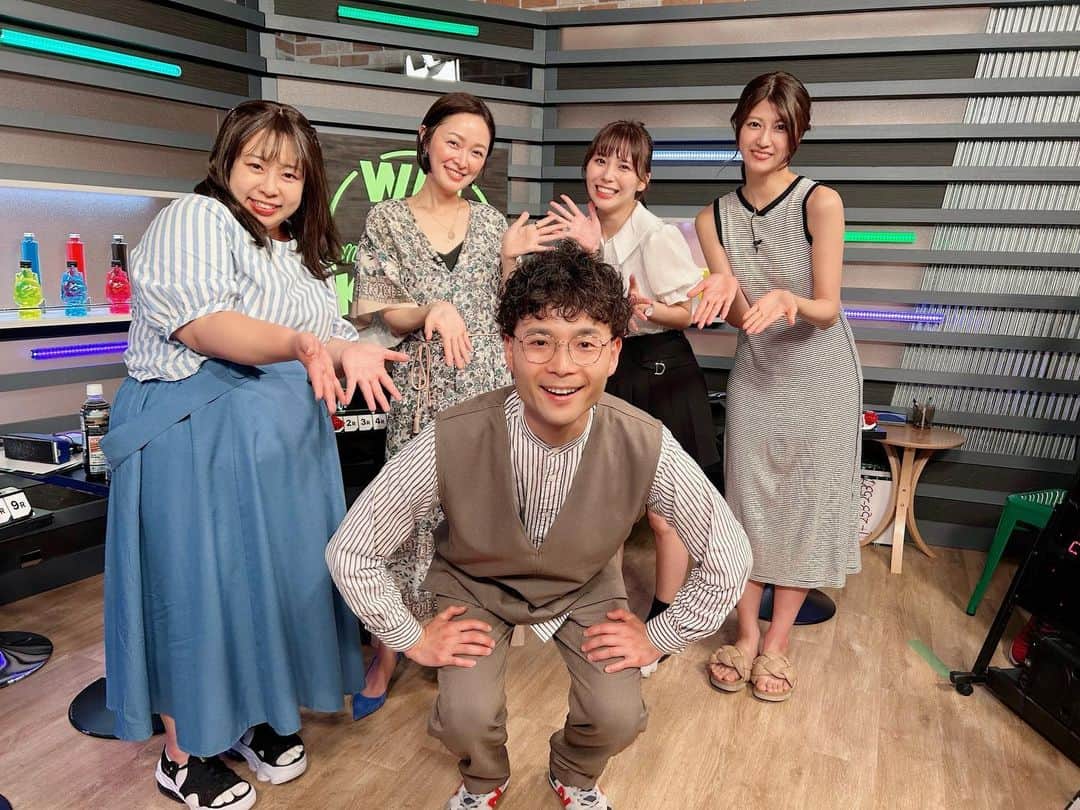 のインスタグラム：「. ABEMA WINTICKET  ミッドナイト競輪🚴　  ご視聴いただきありがとうございました！ 今回ガールズ競輪も初体験で 色んな気持ちが入っちゃいました☺️  また次回も楽しみ🎶  #abematv #winticket #競輪 #ミッドナイト競輪 #市井紗耶香」