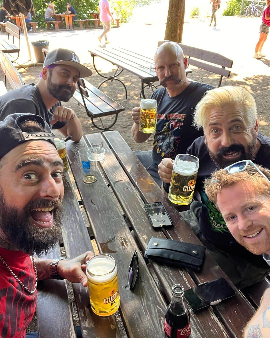 Zebraheadのインスタグラム：「We’re getting ready for tonight’s show with some pregame Aschaffenbeers in Aschaffenburg, Germany!! We’re playing Colo Saal with our friends in @lessthanjake ! We’re on at 9:40 !!  #zebrahead #lessthanjake #colosaal #aschaffenburg #germany🇩🇪」