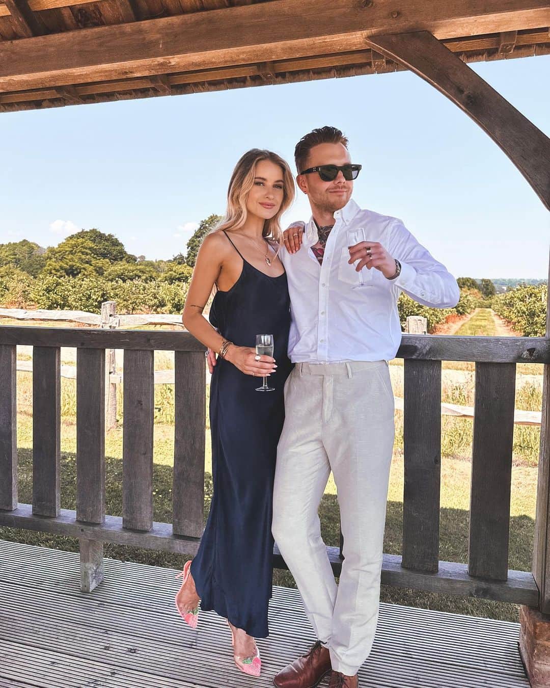ビクトリアのインスタグラム：「Everyone should be able to love and marry whoever they want, when they want and where they want ♥️ We had the best time celebrating two people who fell in love, moved to the countryside and who brought us all there to party on their Wedding day. Congratulations Tim and Steve ♥️♥️」