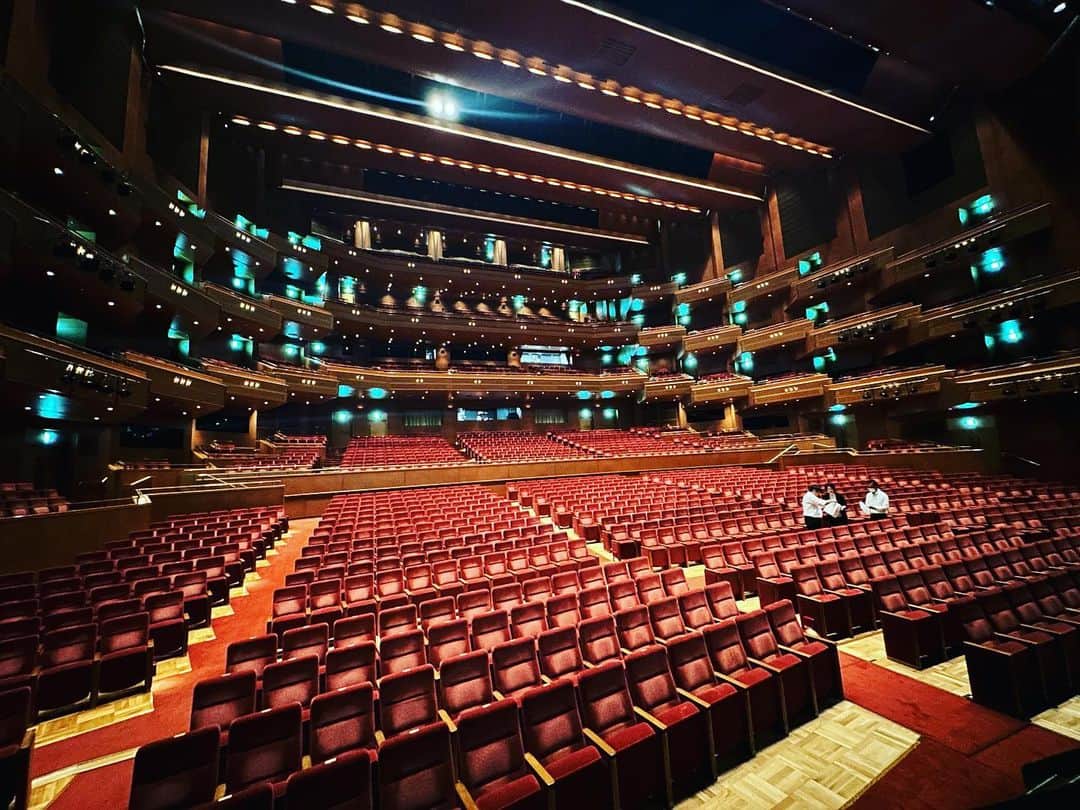 木山裕策さんのインスタグラム写真 - (木山裕策Instagram)「今日は名古屋の愛知県芸術劇場にて講演会でした。とても素敵なホールで子育てをテーマにお話しした後、歌もたくさん歌わせていただきましたよ☺️。  お越しいただいた皆さま、ありがとうございました♪」6月13日 16時59分 - kiyamayusaku