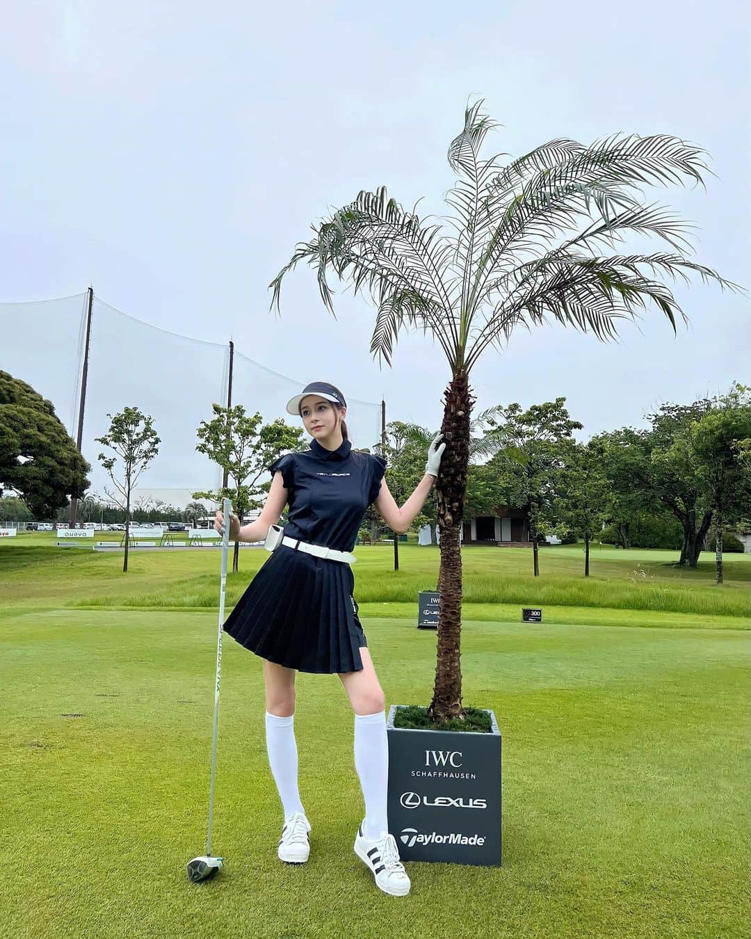 丹羽仁希のインスタグラム：「. Urban Safari Open に参加しました⛳️🤎  golf wear & club @taylormade_golf_japan ✨  練習しなければーっ！！💪  @lexus_jp @iwcwatches_jp @safarionline_official @taylormade_golf_japan_apparel_」