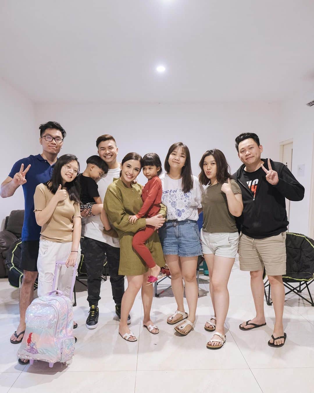 チェルシー・オリビアのインスタグラム：「So blessed to have such lovely and nice clients to work together. And I am proud to be Formula Family’s Brand Ambassador @formulaoralcare」
