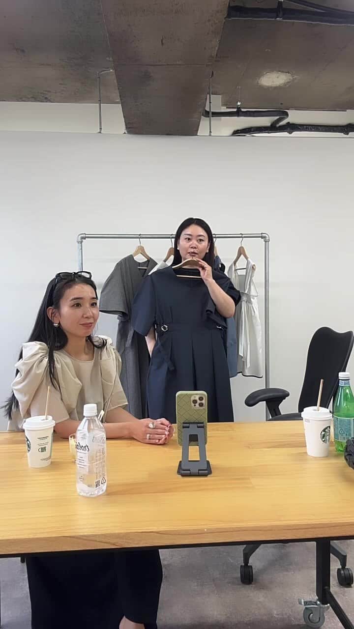 鈴木詩織のインスタグラム：「コラボアイテムゆるトーク♡ @meri.onlinestore」