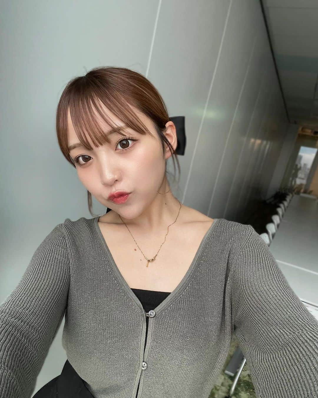 ねおのインスタグラム：「🤍🫶🏻🤍  本日も収録行ってきます☺︎」