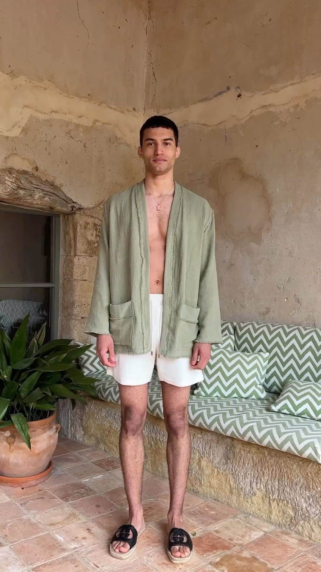 MATCHESFASHION.COMのインスタグラム：「Your search for the perfect summer wardrobe ends here. Link in bio to shop our vacation edit, including exclusives from @caravanaland and more.」
